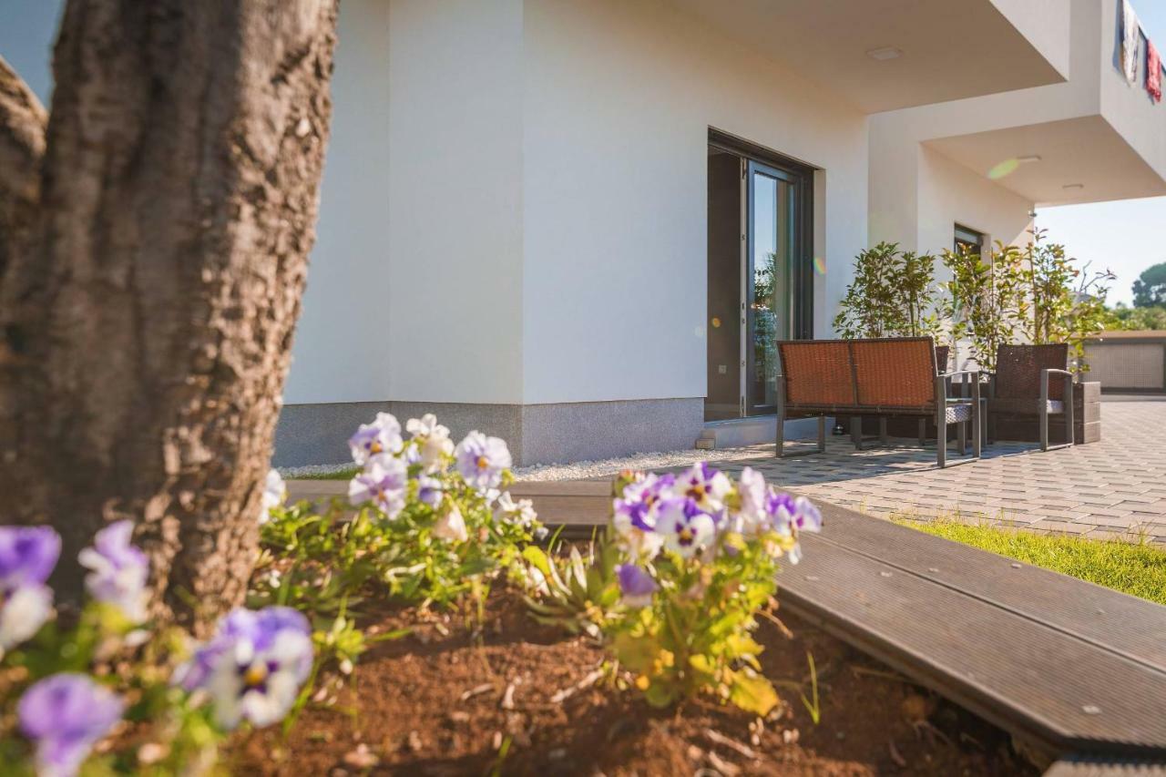 Villa Barmel พูลา ภายนอก รูปภาพ